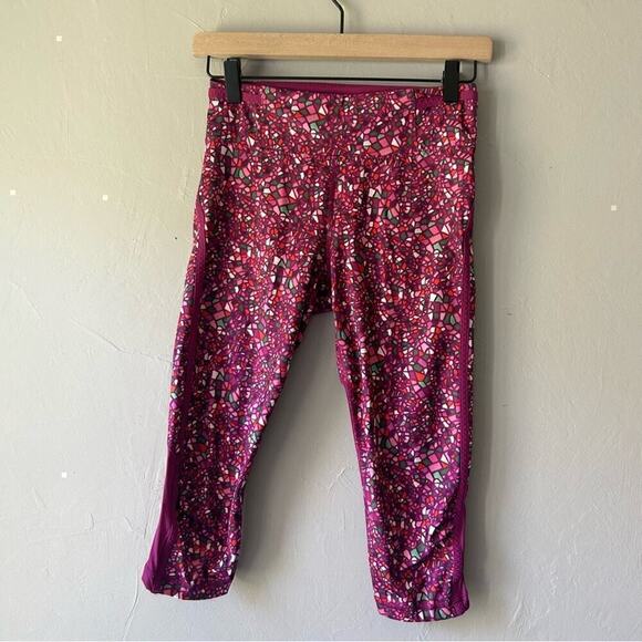 Lululemon Real Quick Crop Leggings Paradise Camo Multi Regal Plum Size 4 - Picture 2 of 10